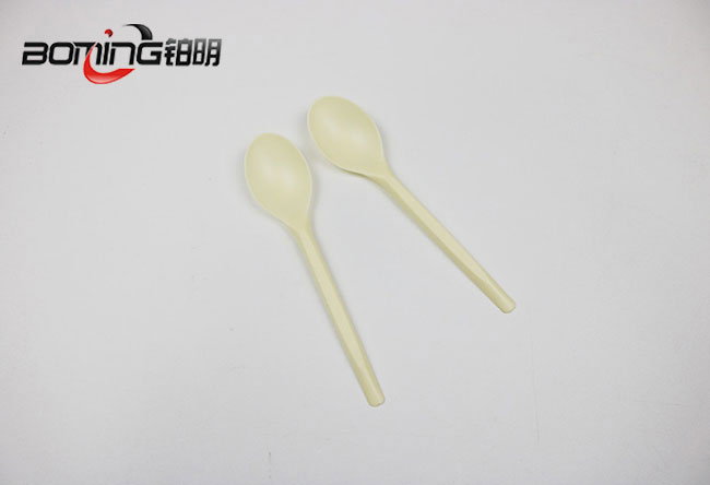 Disposable plastic spoon